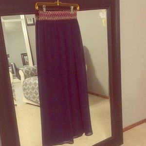 Alya high-waisted skirt